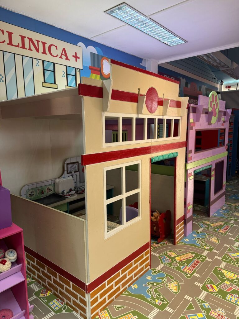 Cafetino kids en Wilde: diversión asegurada para los más chicos