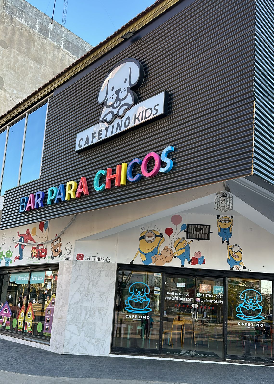 Cafetino kids en Wilde: diversión asegurada para los más chicos