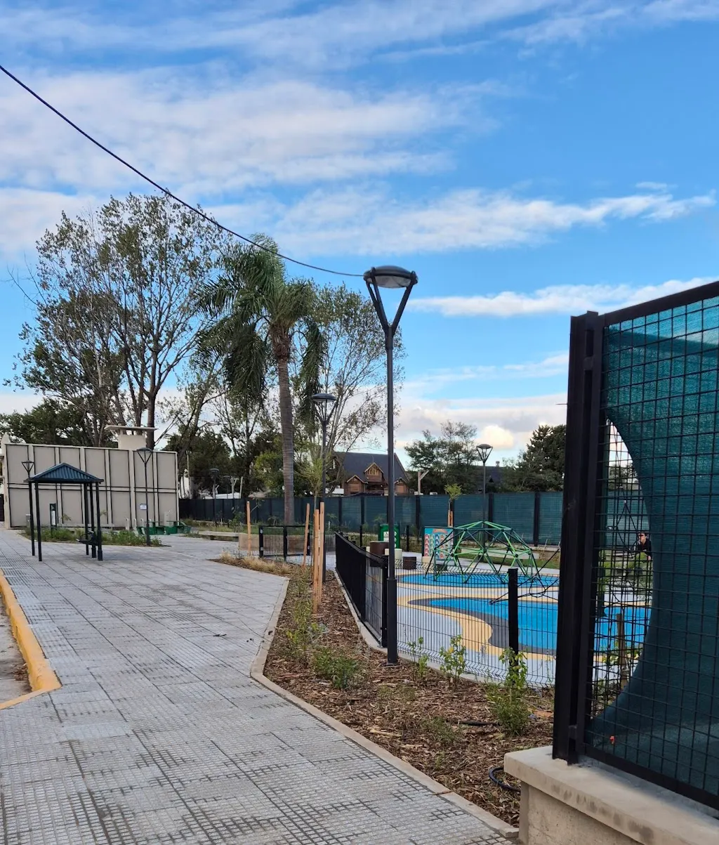 Plazas con juegos para peques en CABA y Zona Norte para disfrutar este finde