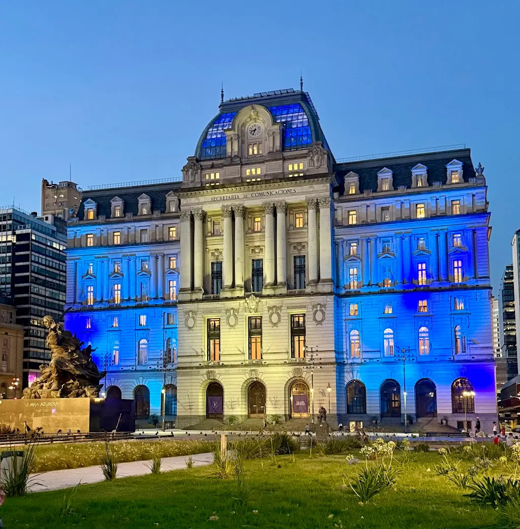 Chicos al arte en Palacio Libertad: ¡pura creatividad y diversión!
