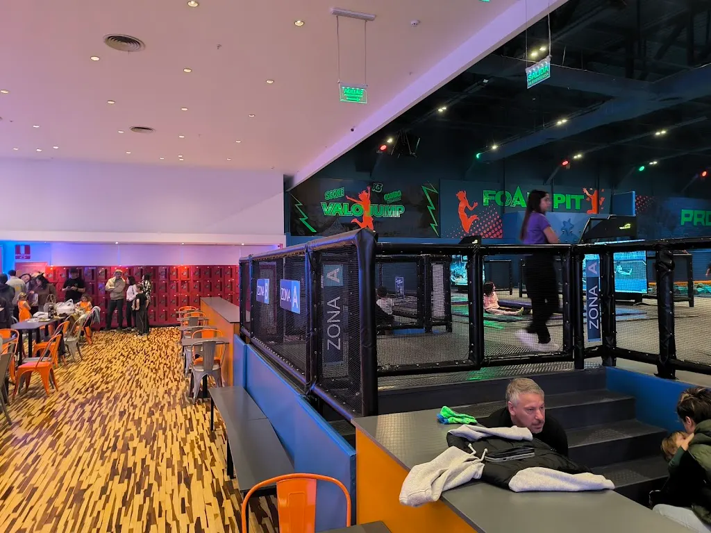 Planes para días frescos: opciones indoor y calentitas para chicos