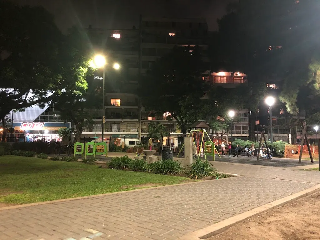 Plazas con juegos en Palermo para bebés y niños