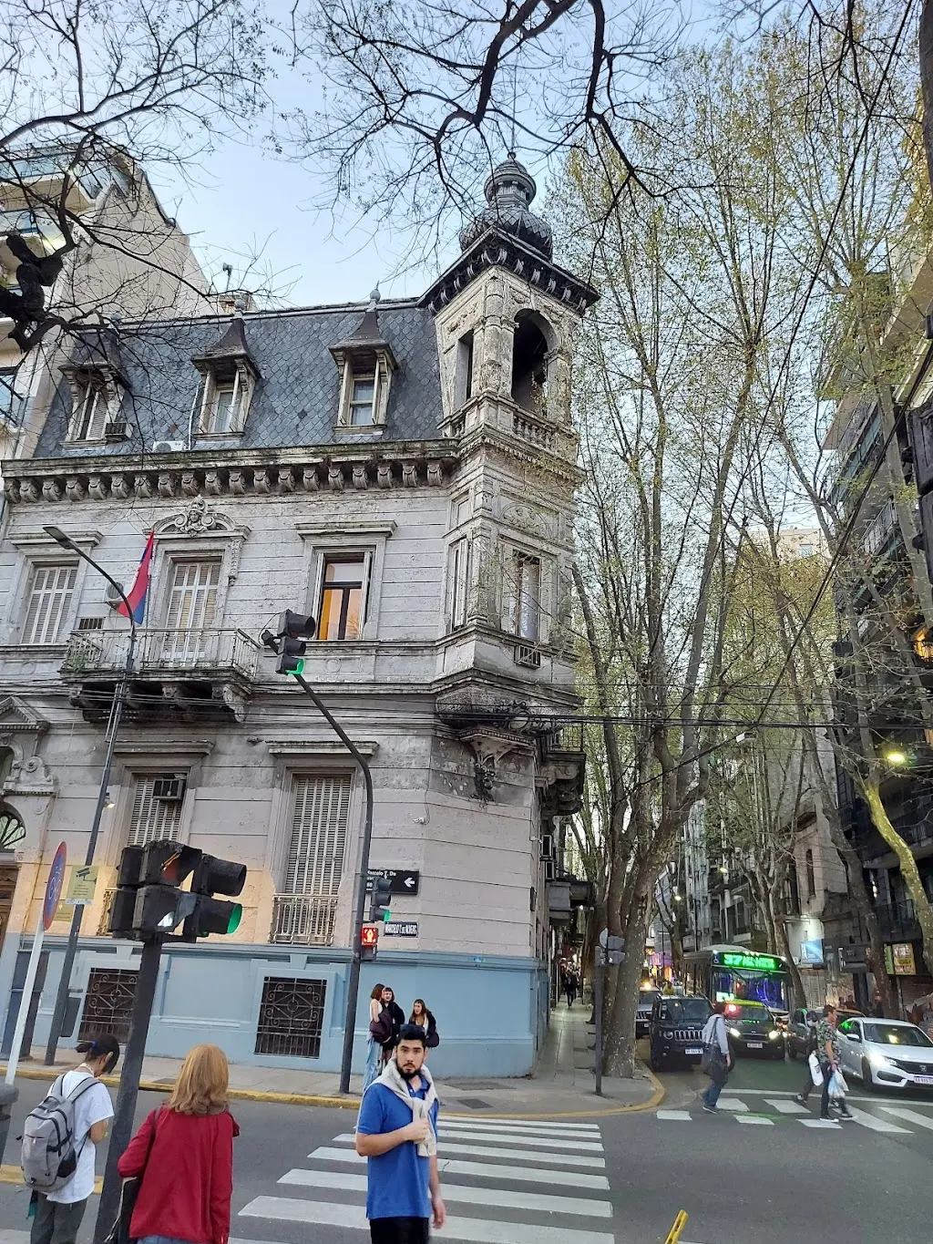 Plazas con juegos para peques en CABA y Zona Norte para disfrutar este finde