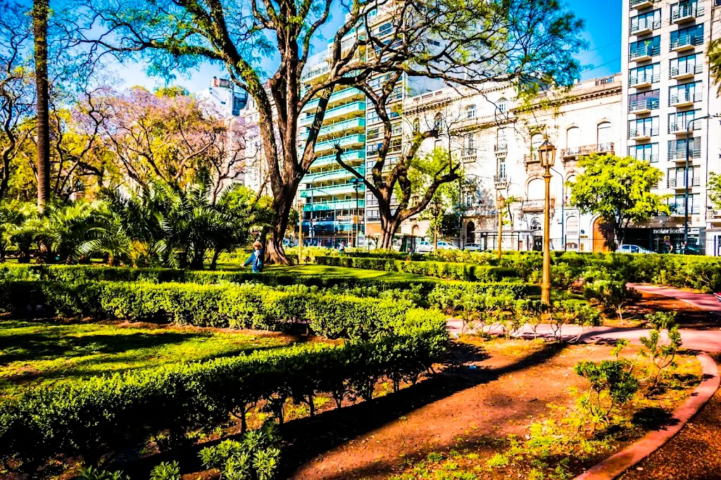 Plazas con juegos para peques en CABA y Zona Norte para disfrutar este finde