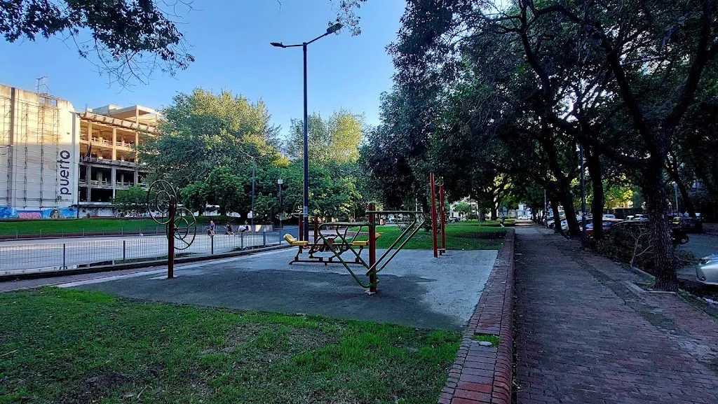 Plazas con juegos para peques en CABA y Zona Norte para disfrutar este finde