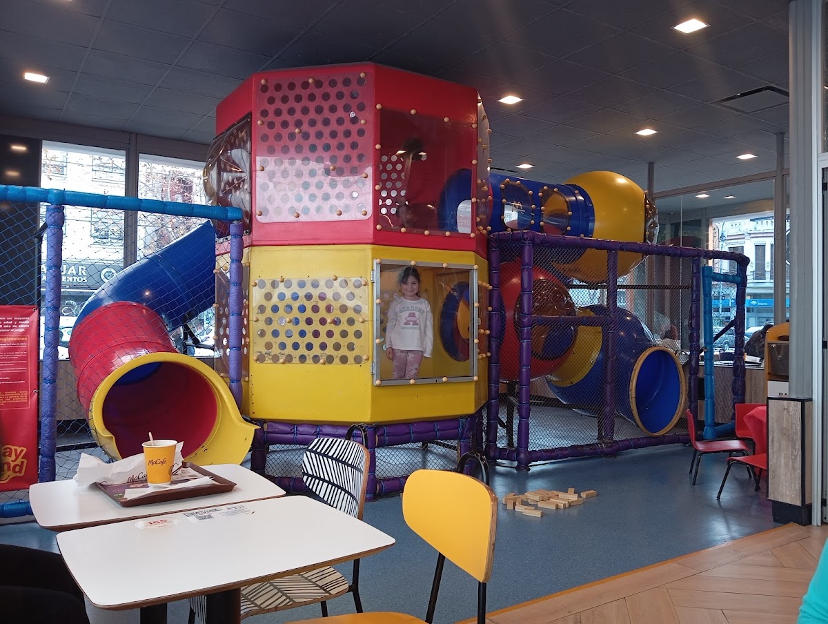 McDonalds Barrio Chino: diversión y sabores para los peques