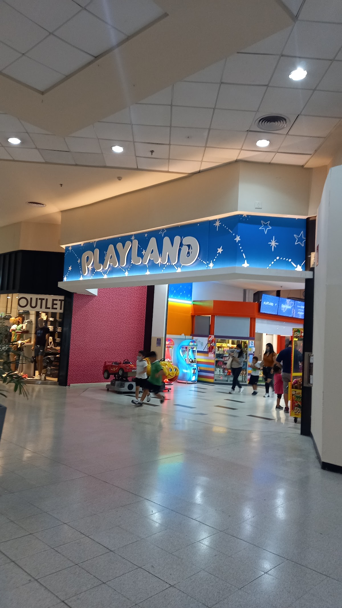 Playland Park Factory Parque Brown: ¡Diversión garantizada para chicos en CABA!