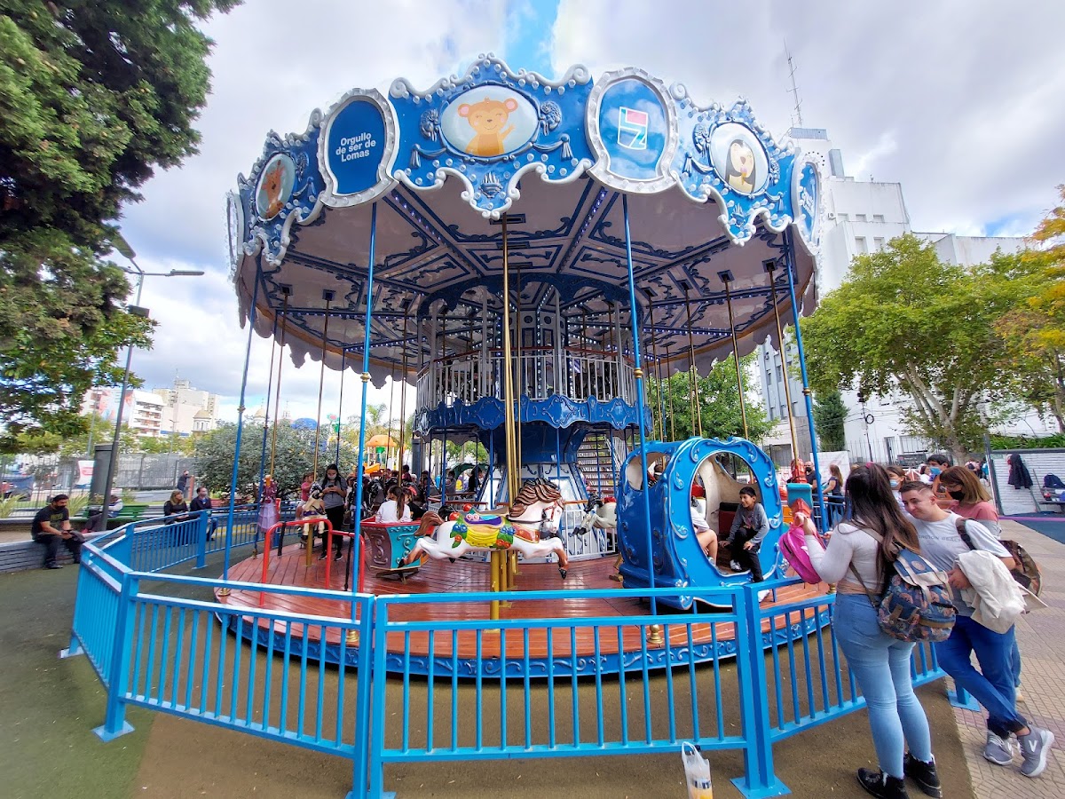 Plaza Grigera en Lomas: Diversión al aire libre y gratis