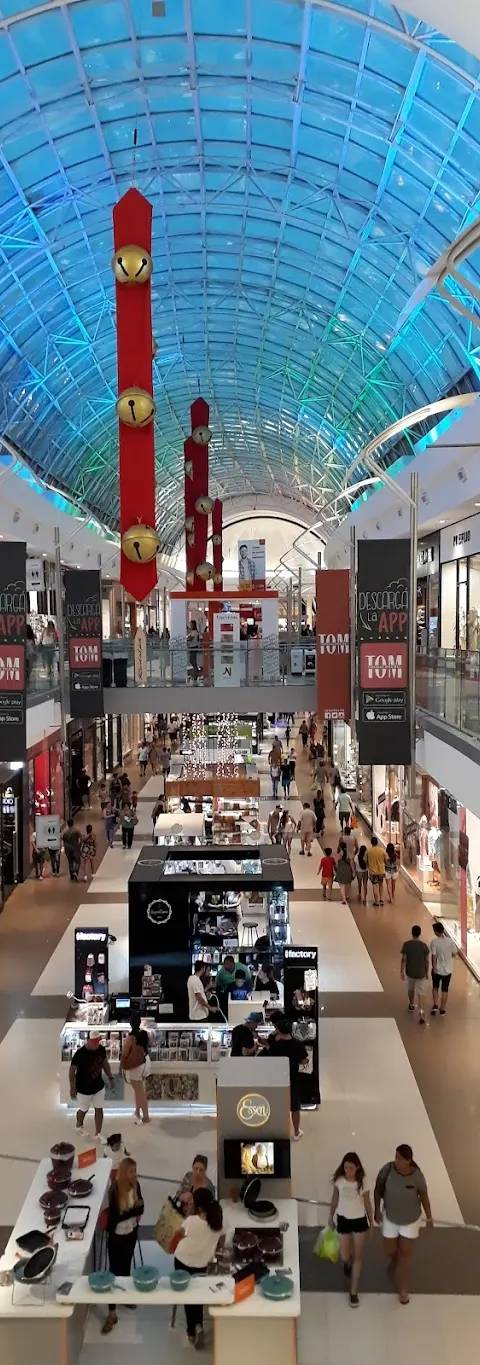 Tortugas Mall
