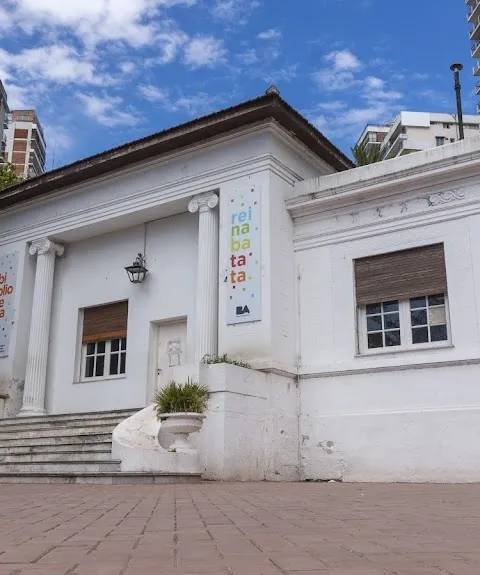 Biblioteca Reina Batata