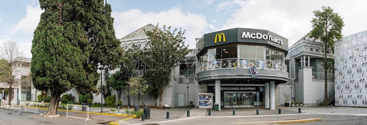 Isla de la Fantasia Boulevard Shopping